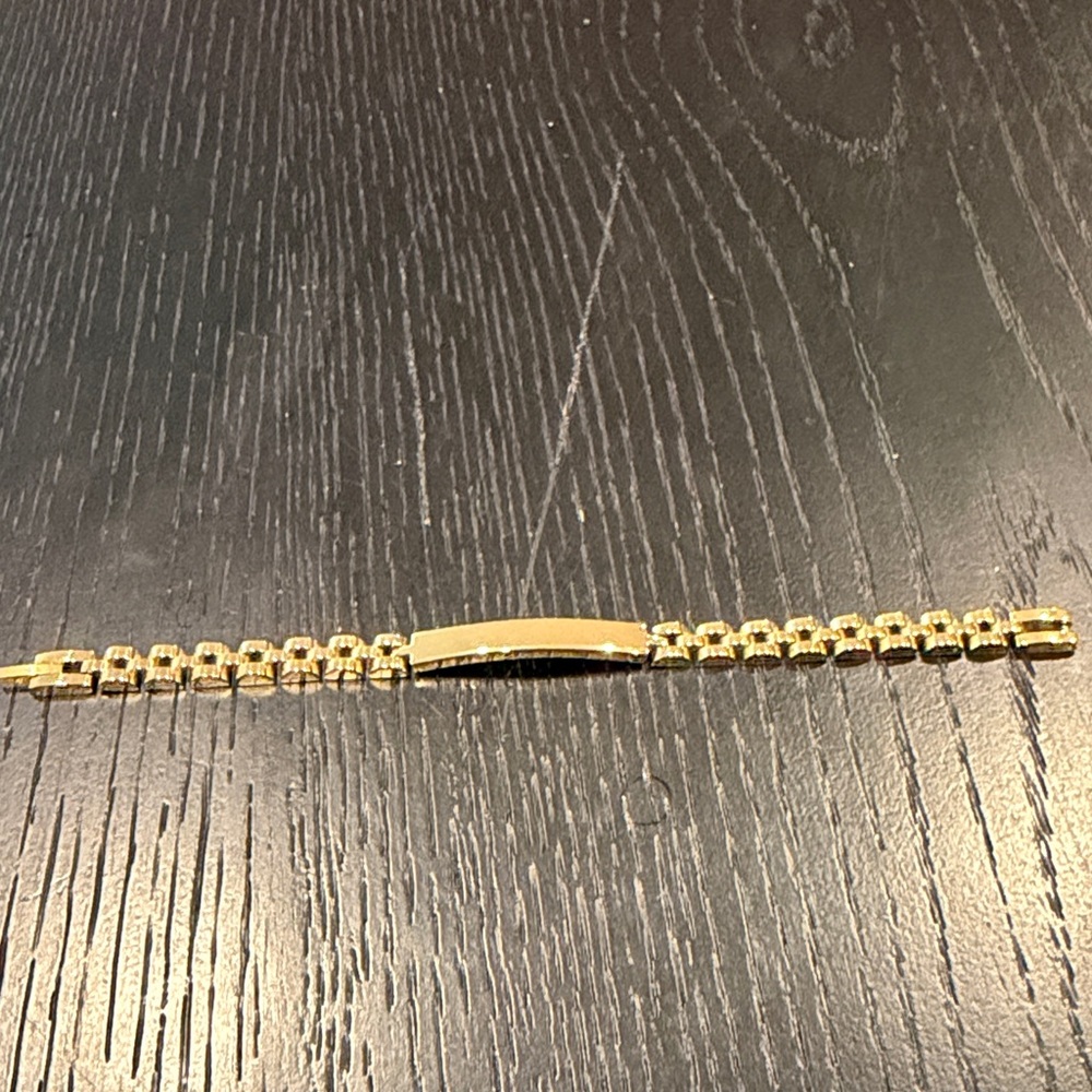 NWT Plunder Gold Tone Bracelet mix and match 3 for $35 BRC2